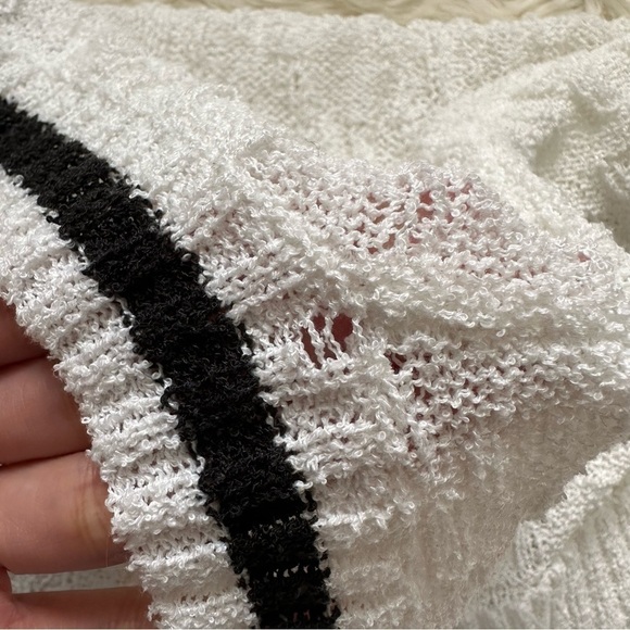 Superdown x Revolve Sweater Long Sleeve V Neck Knit White Black M - Picture 12 of 12
